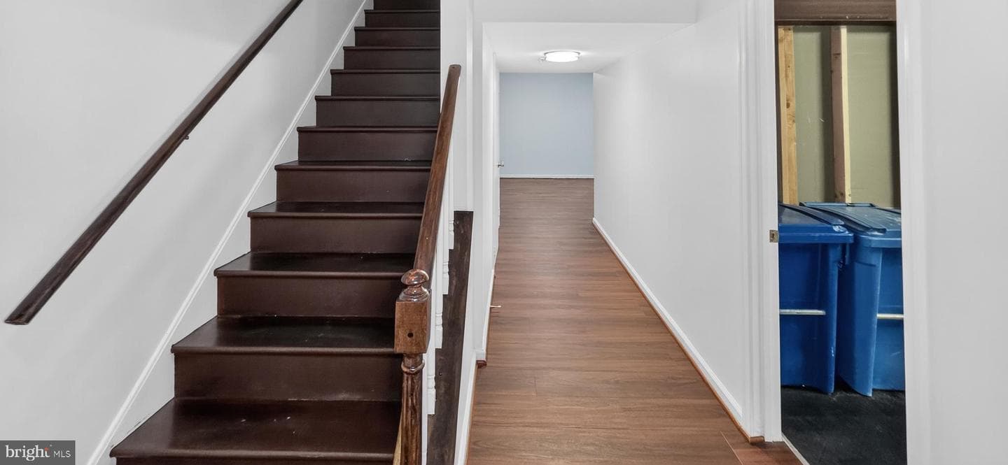 9208 Weathervane Pl photo 32