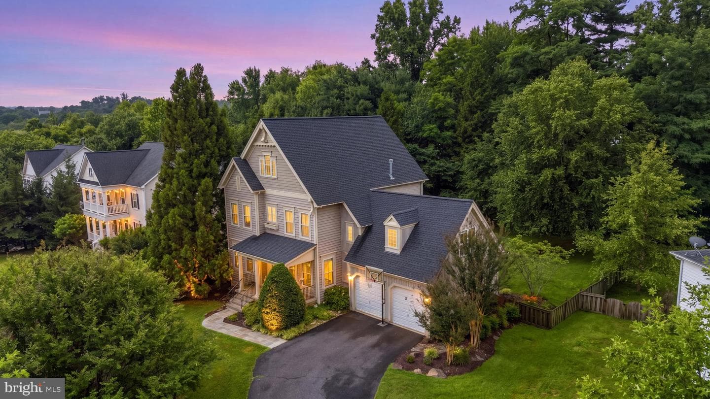 22409 Brook Point Way, Clarksburg