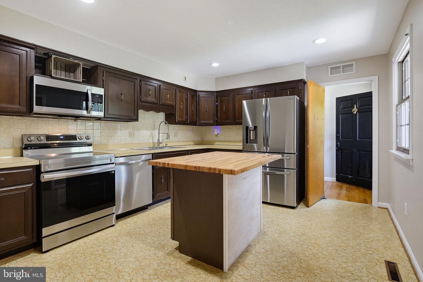 25509 Jonnie Ct photo 16