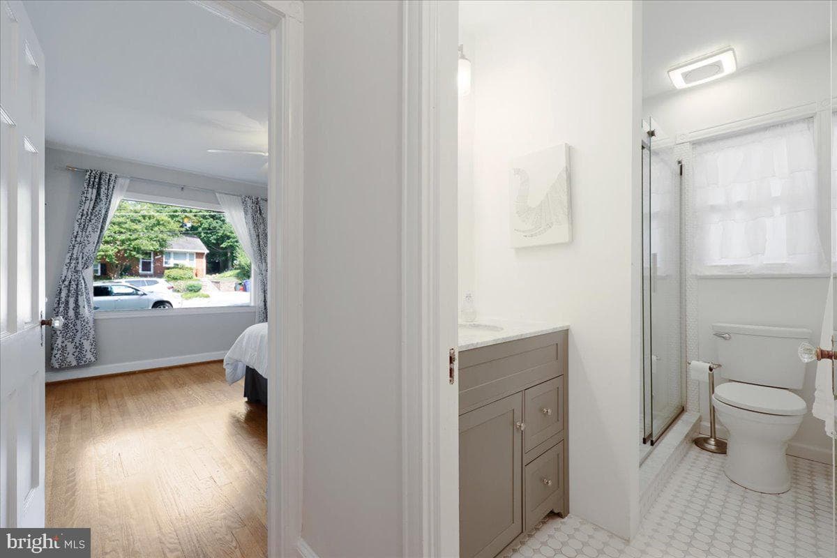 10404 Amherst Avenue photo 24