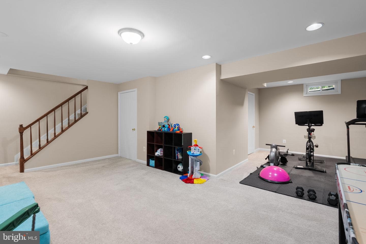 17505 Saint Theresa Drive photo 48
