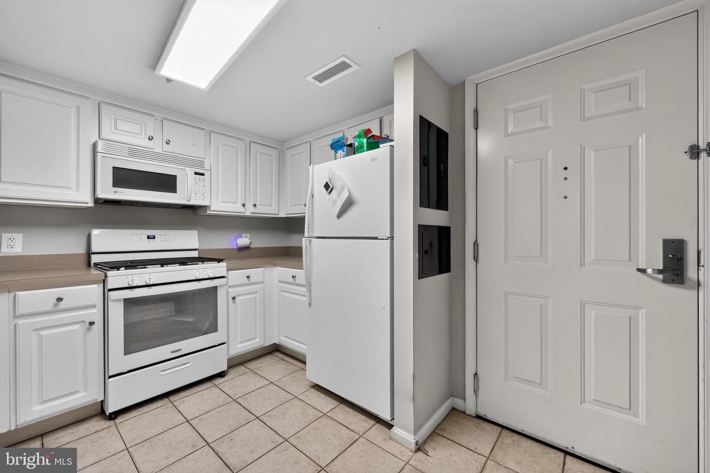 11710 Old Georgetown Road #225 photo 6
