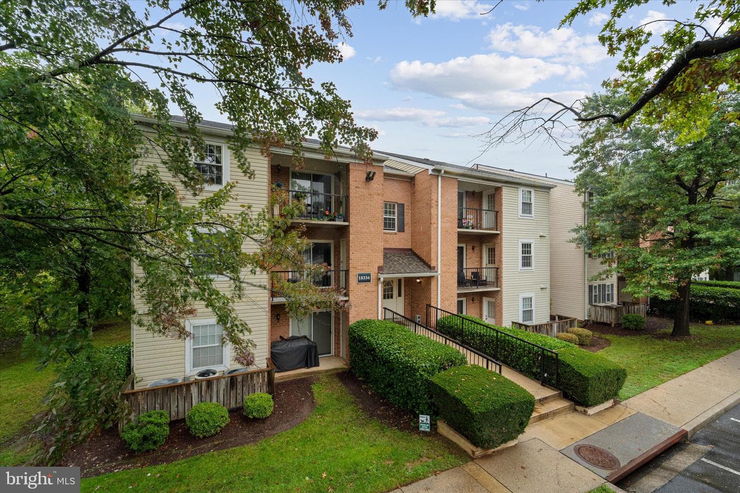 18334 Streamside Drive #303 photo 3