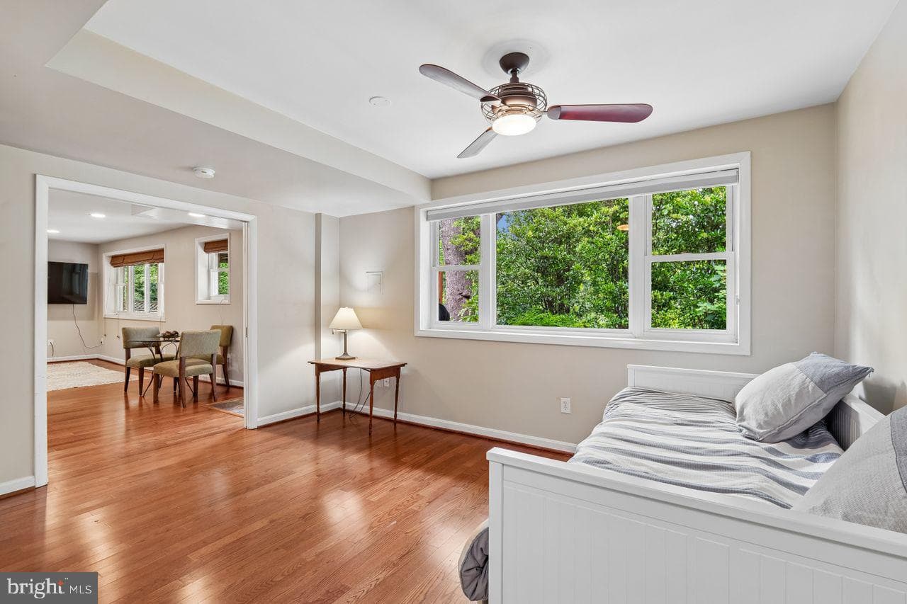 8429 Farrell Drive photo 23