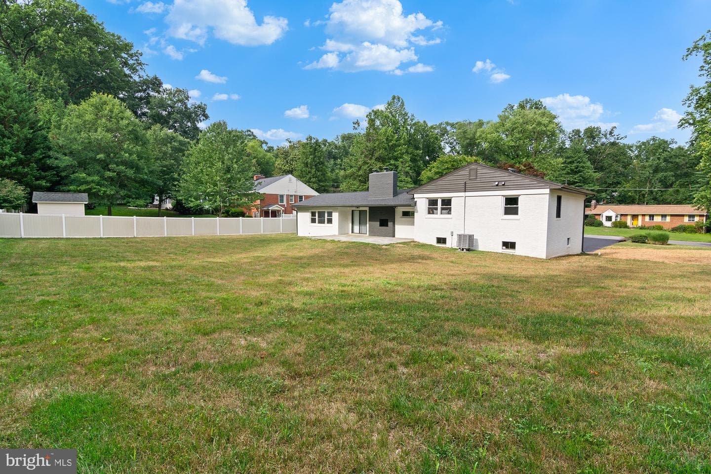14200 Dav Road photo 8