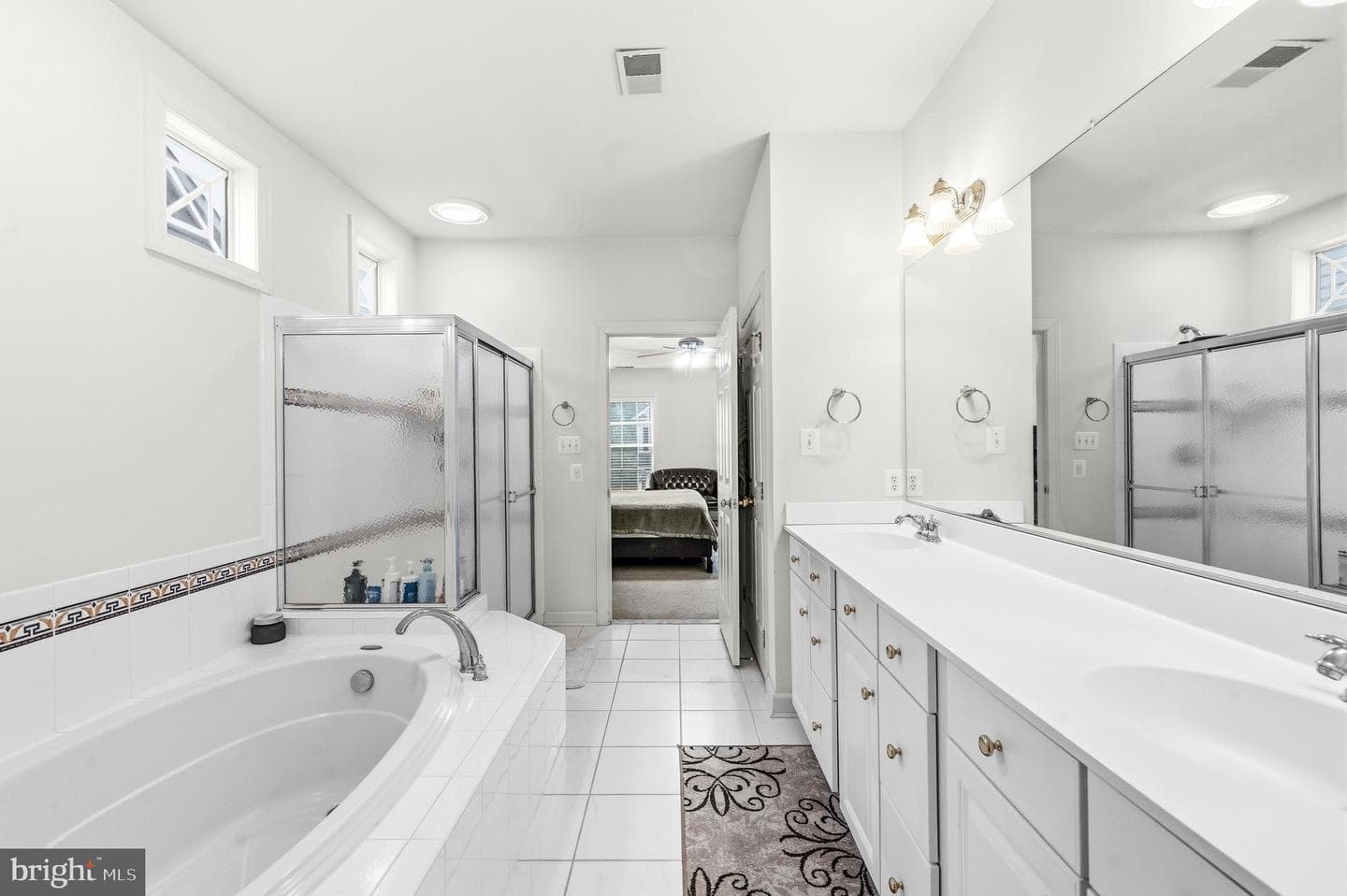13231 Dutrow Drive photo 5