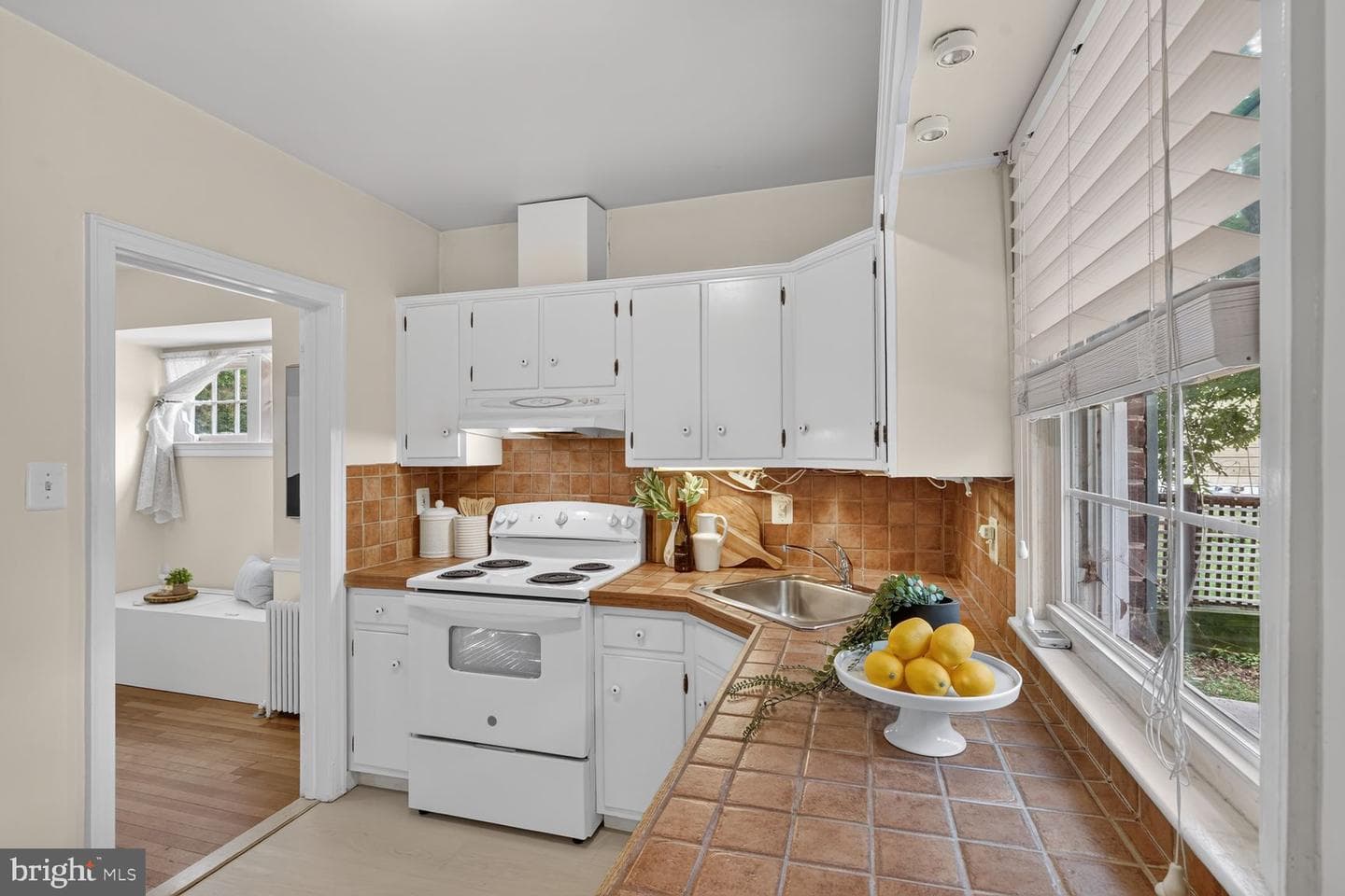 2030 Lanier Drive photo 7