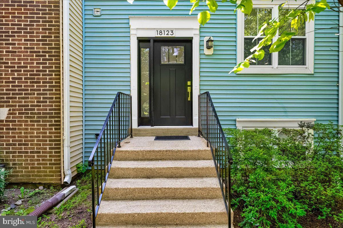 18123 Homeland Drive, Olney