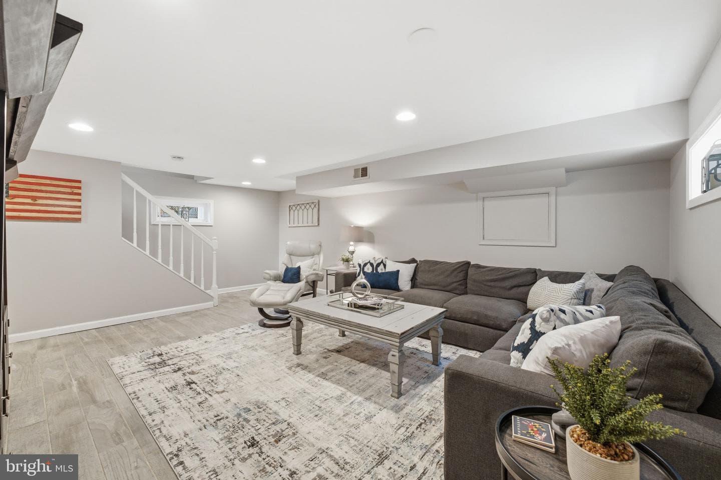 3807 Baltimore Street photo 50