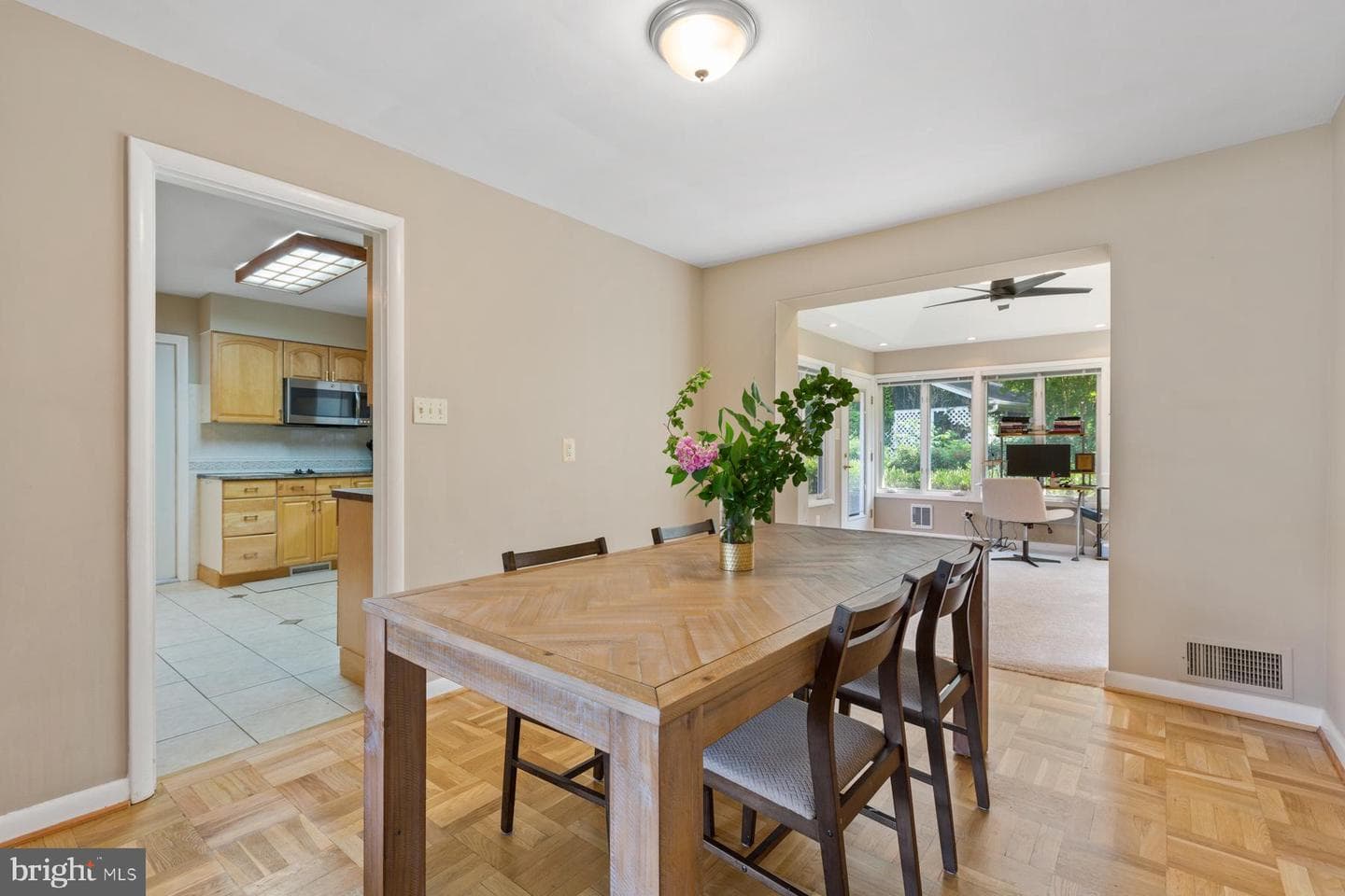 7608 Quintana Court photo 5