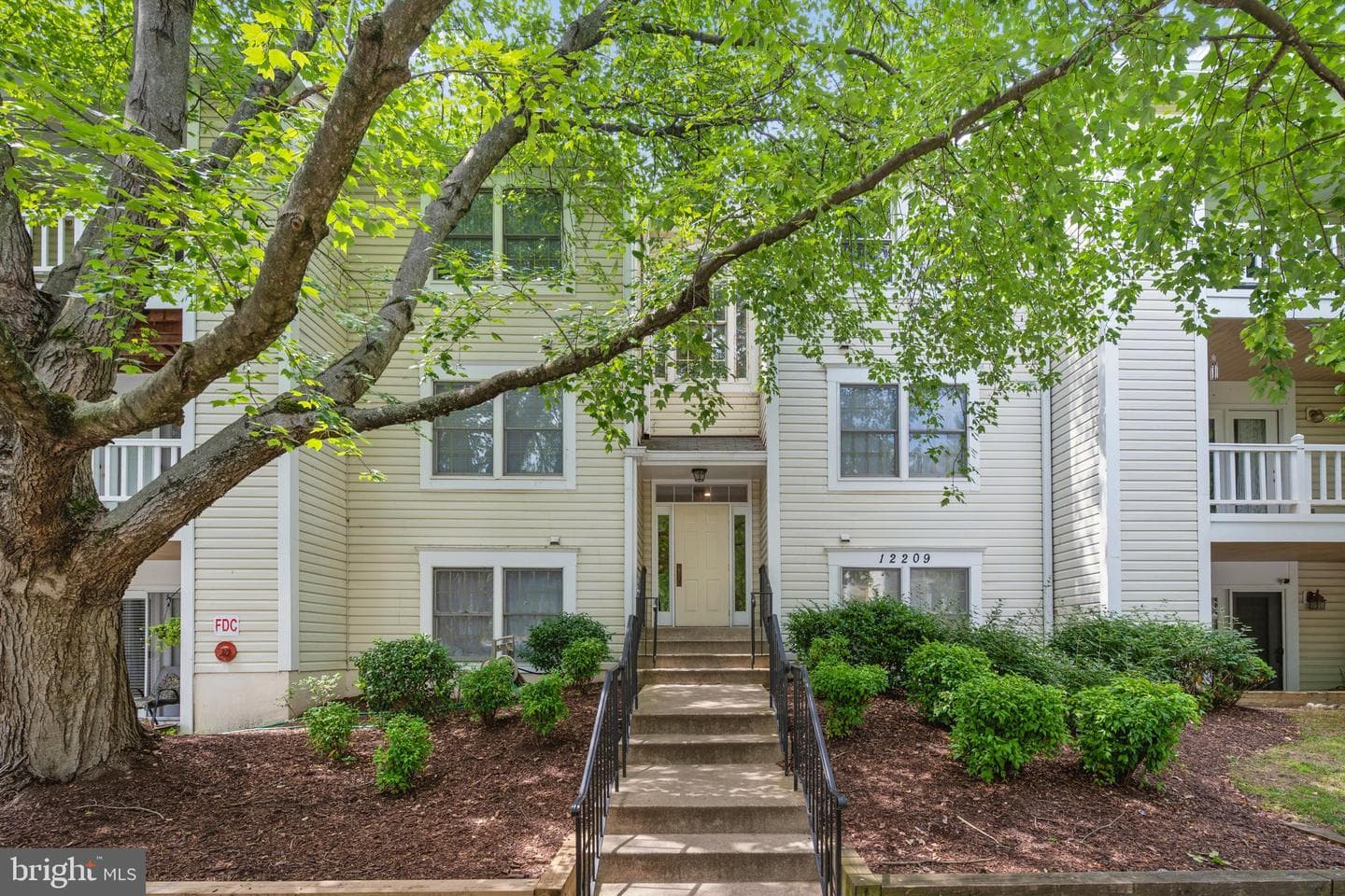 12209 Eagles Nest Court #l, Germantown