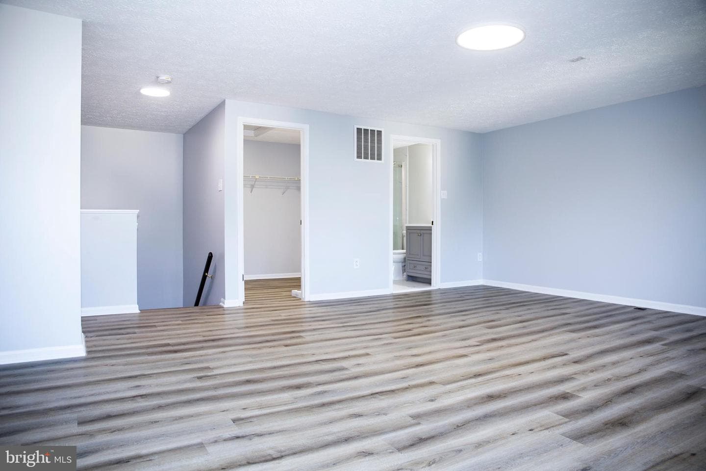 540 Palmtree Drive photo 29