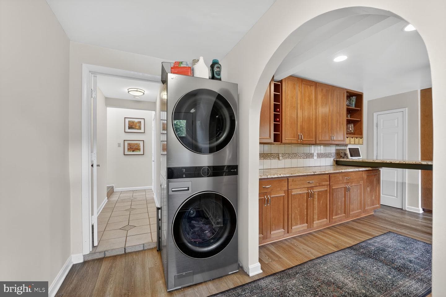 10123 Capitol View Avenue photo 16