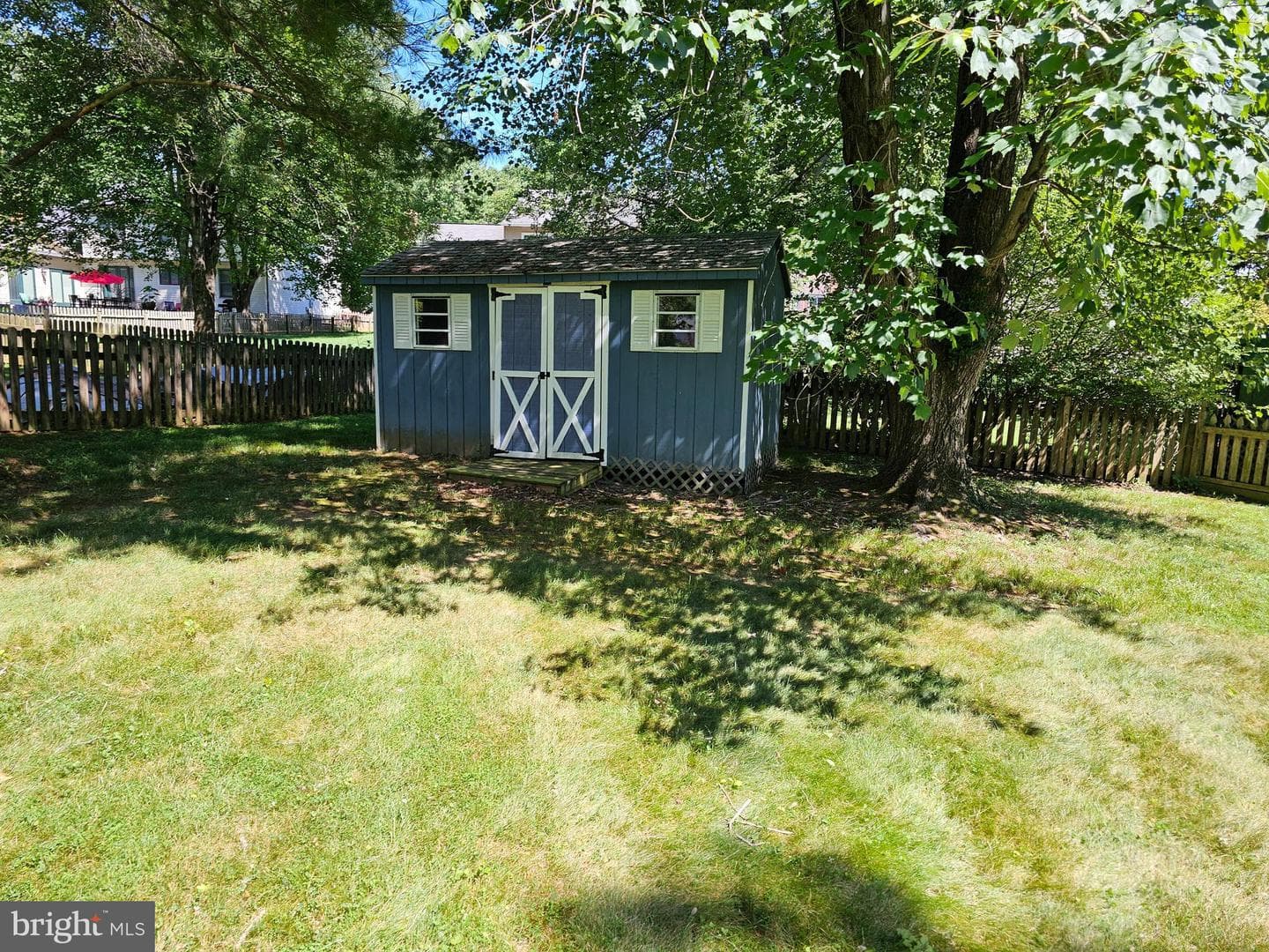 4224 Thorncroft Terrace photo 32