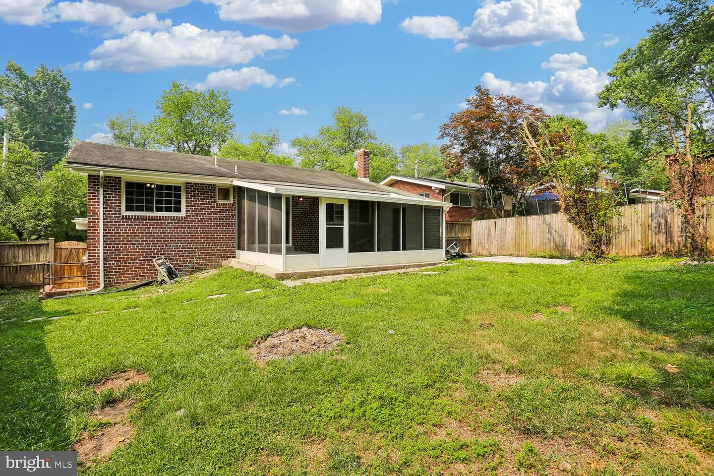 811 Kenbrook Drive photo 13
