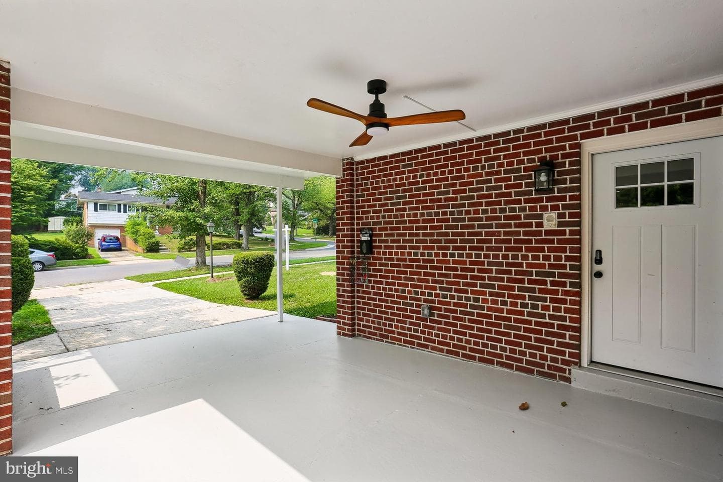 811 Kenbrook Drive photo 6