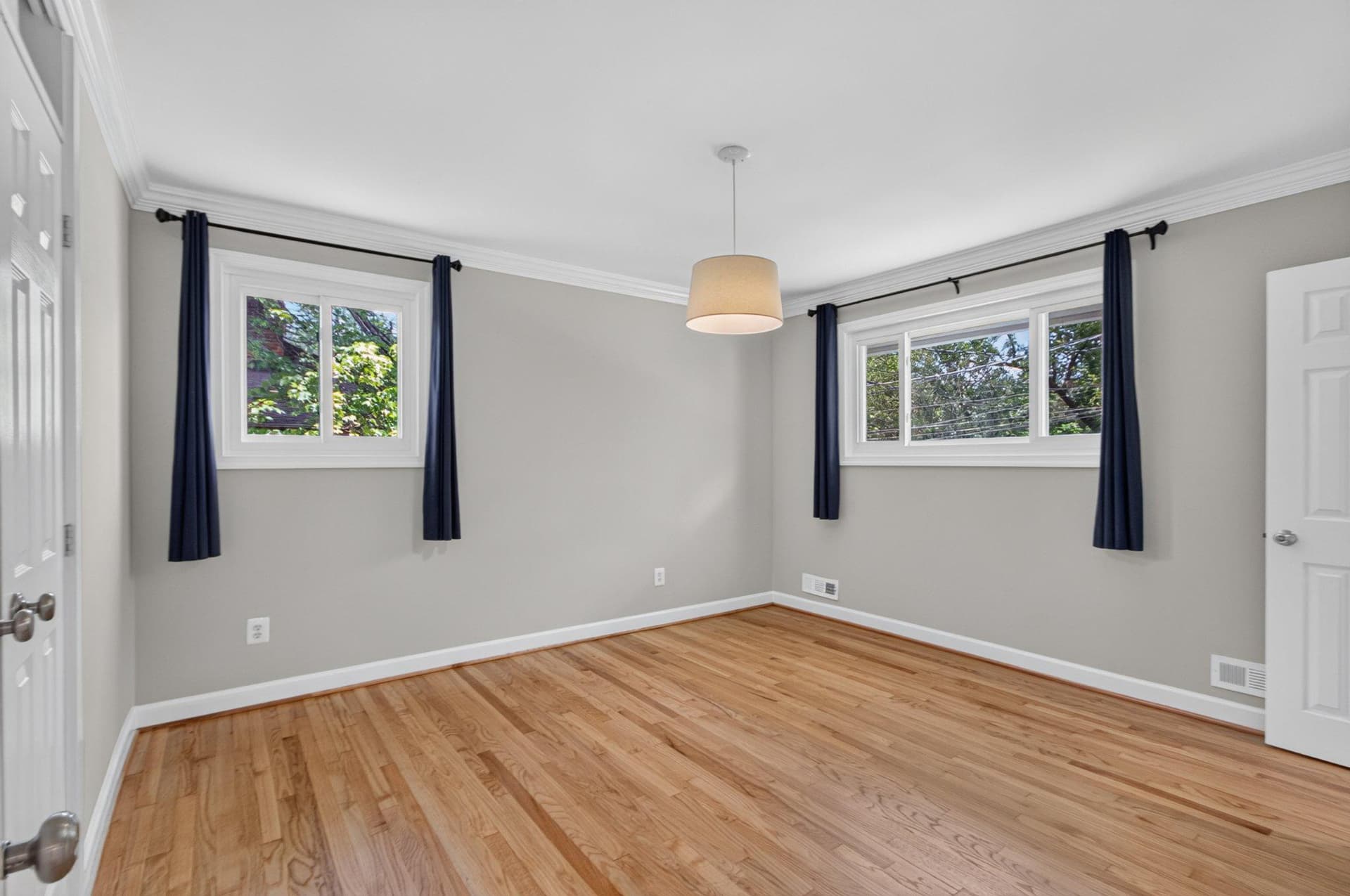 10228 Hatherleigh Dr photo 25