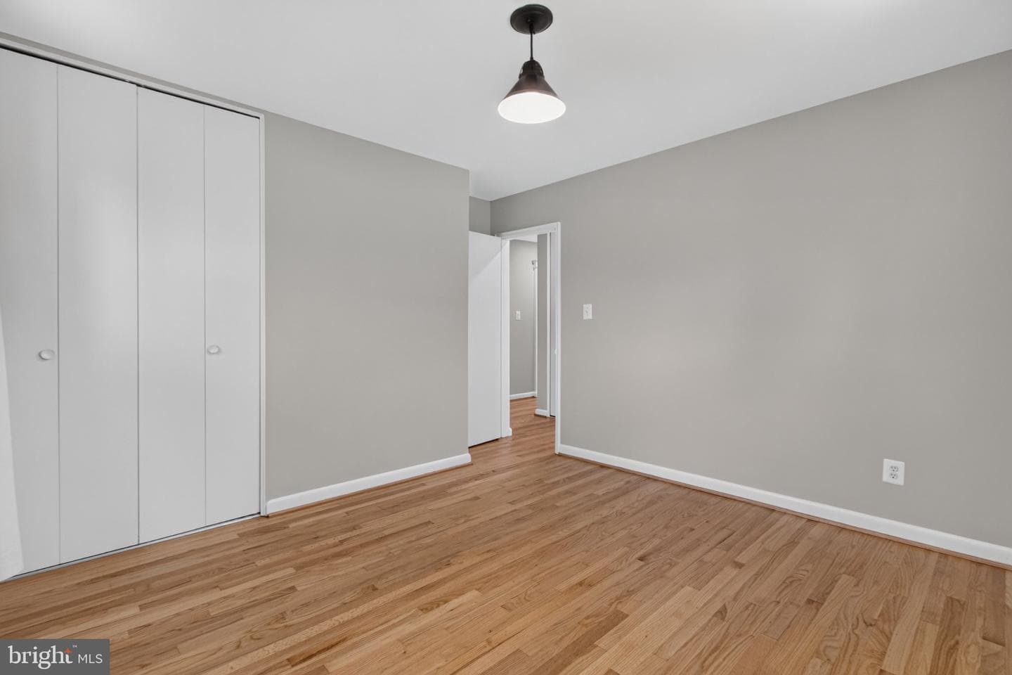 10228 Hatherleigh Dr photo 37