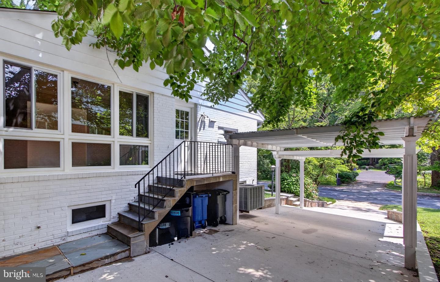 10228 Hatherleigh Dr photo 56