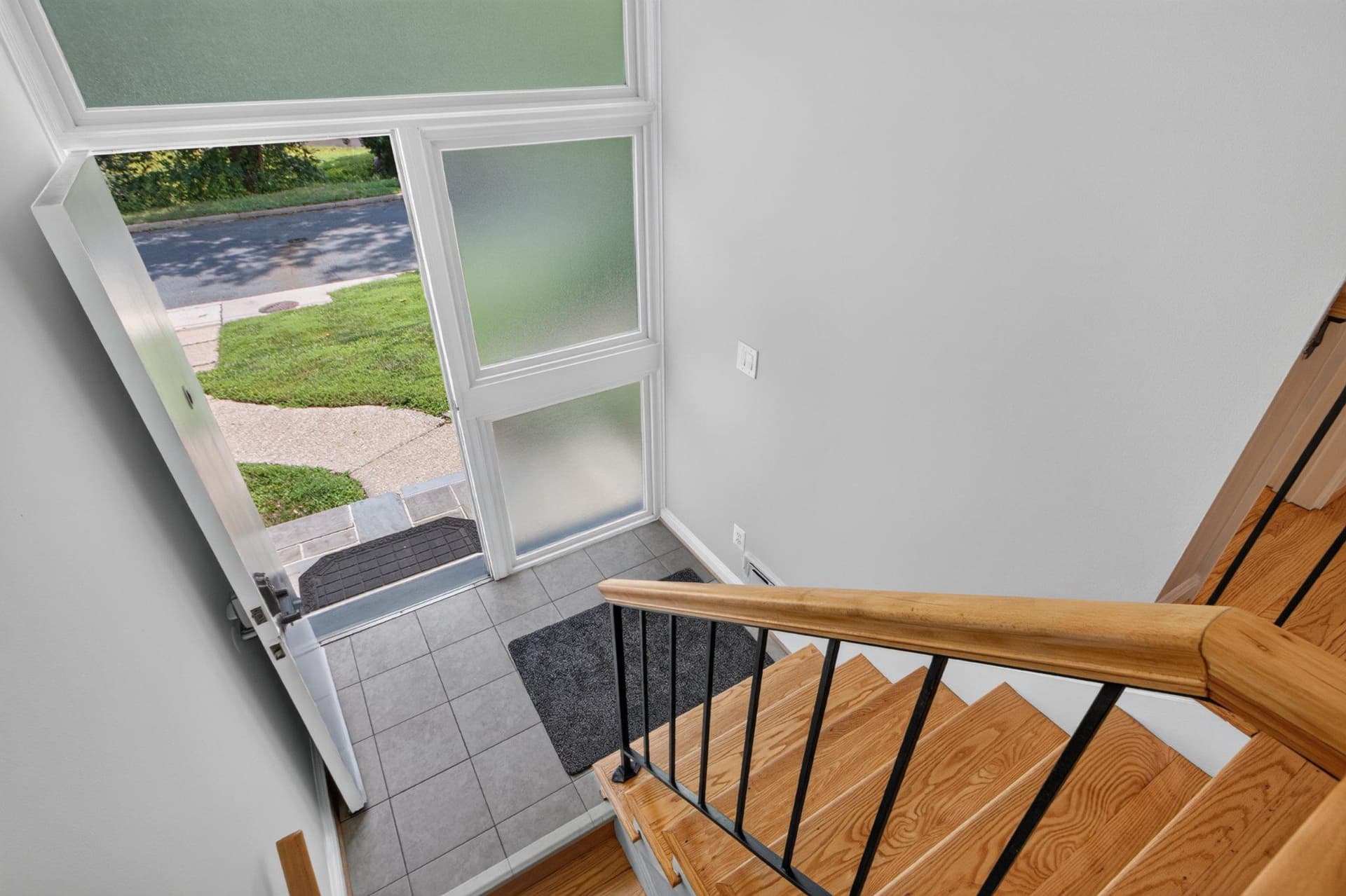 10228 Hatherleigh Dr photo 6