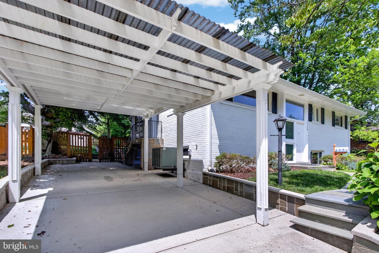10228 Hatherleigh Dr photo 65