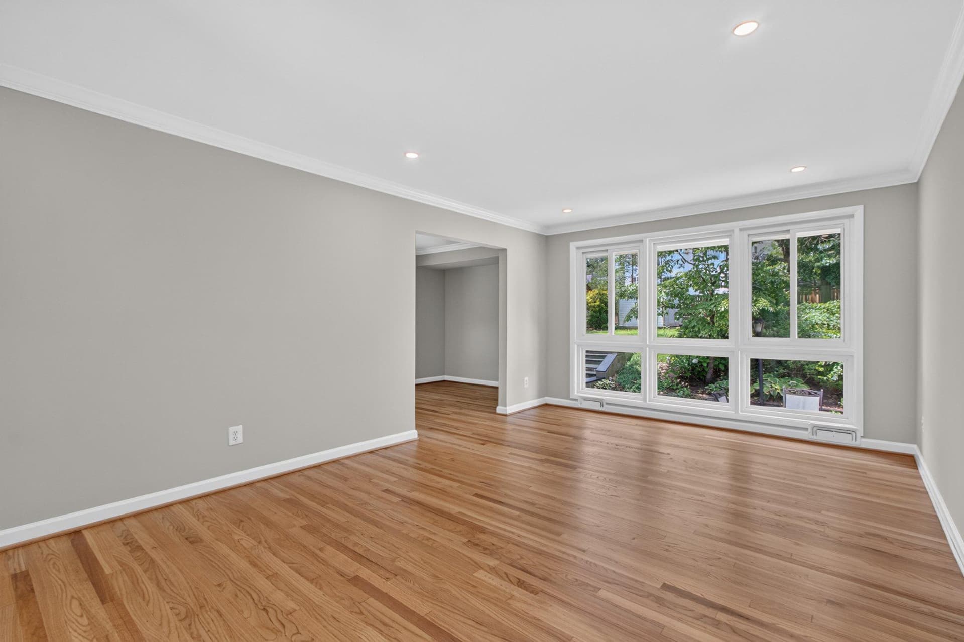 10228 Hatherleigh Dr photo 8