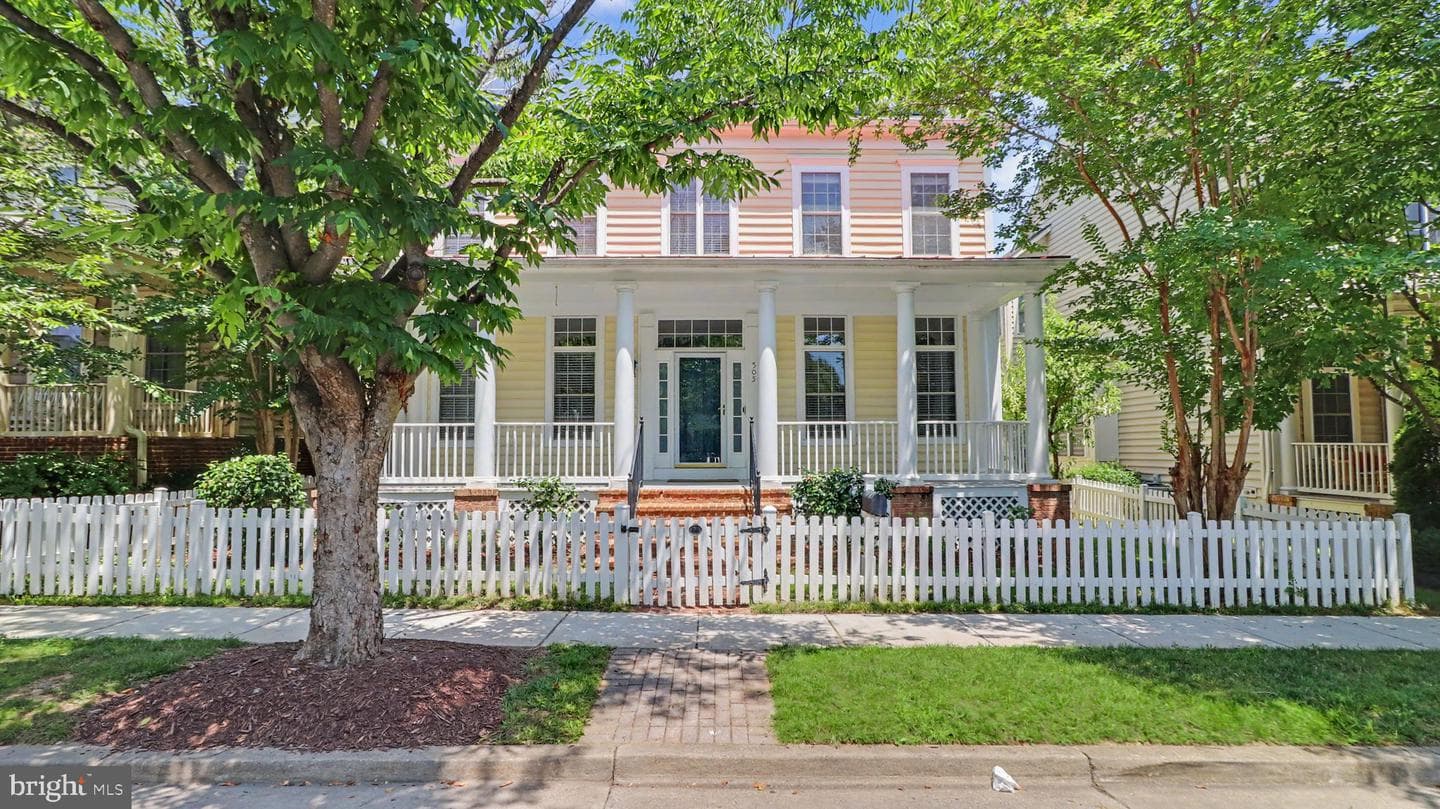 505 Grand Champion Drive, Rockville