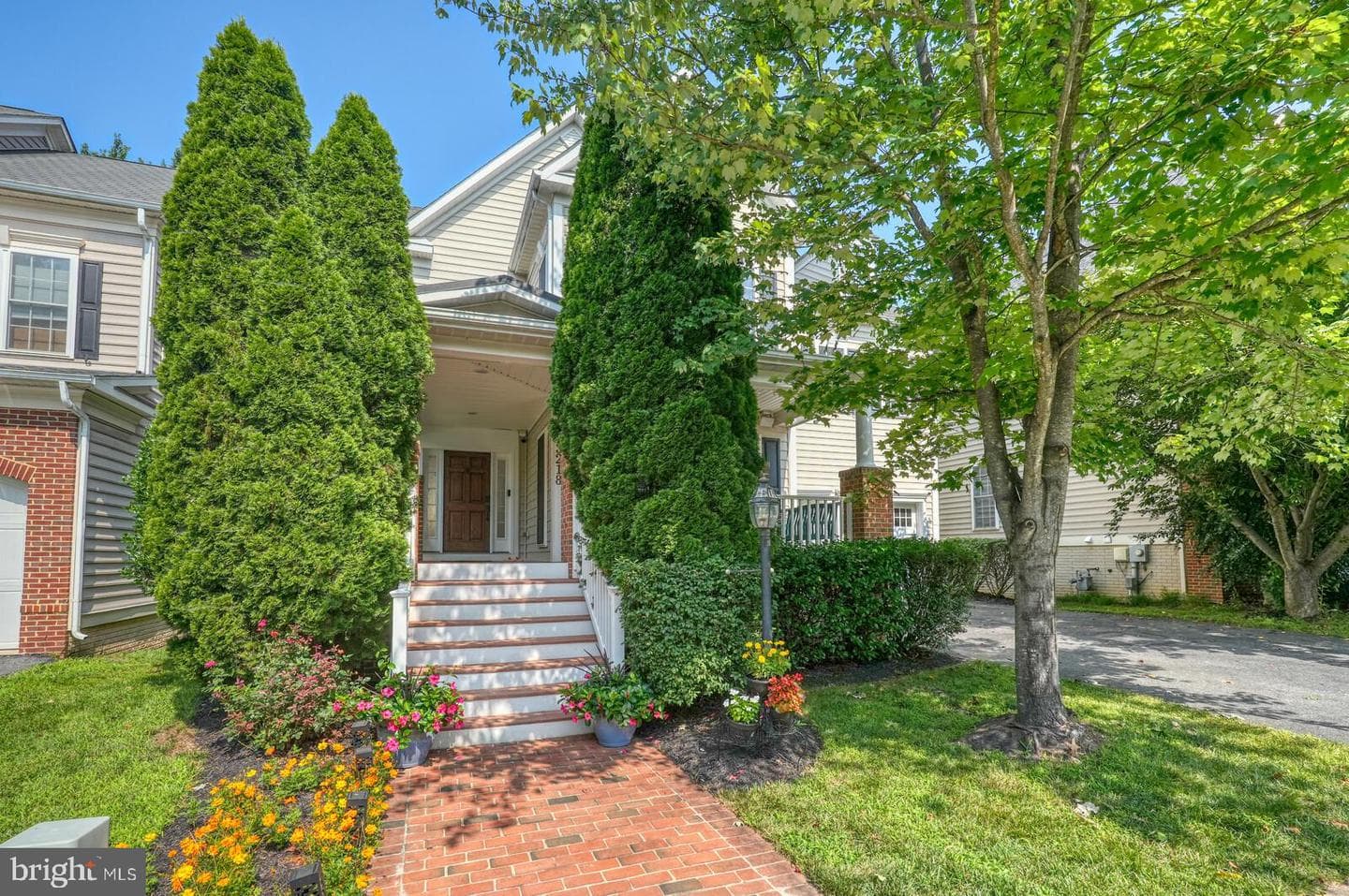 23218 Robin Song Drive photo 3