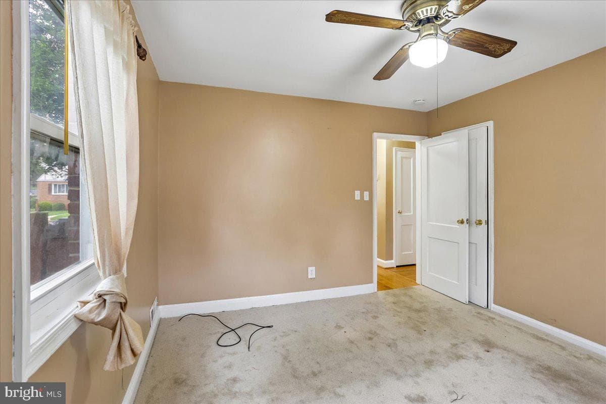 2806 Hardy Avenue photo 9