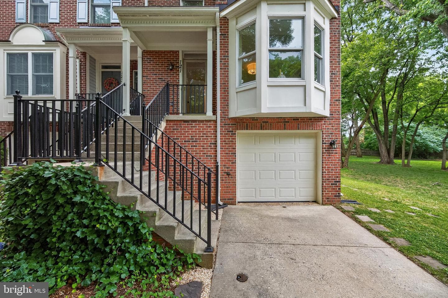 121 Swarthmore Avenue photo 3