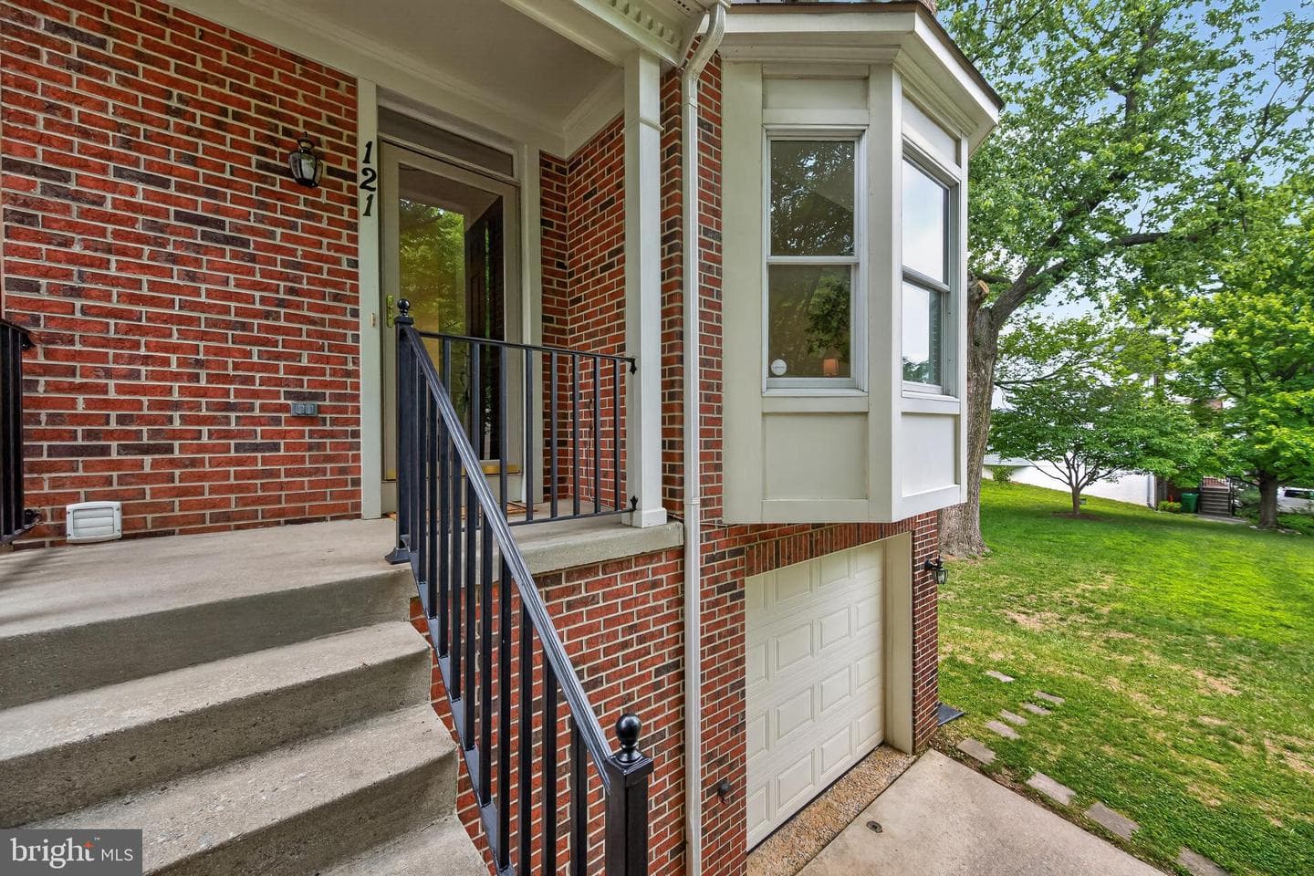 121 Swarthmore Avenue photo 4