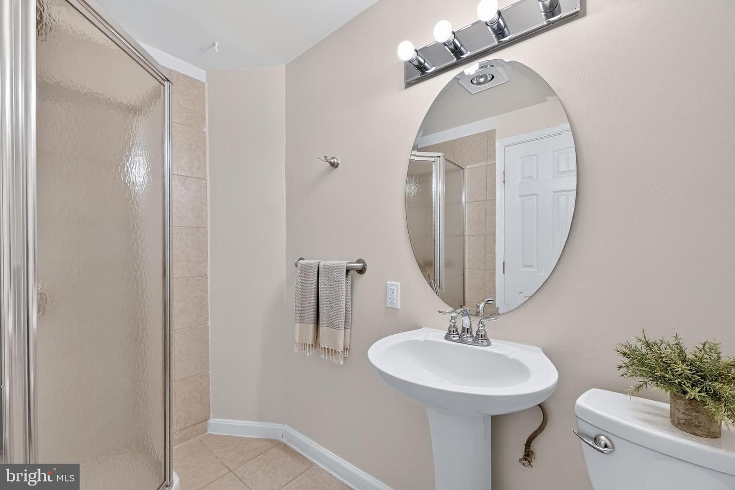 121 Swarthmore Avenue photo 54