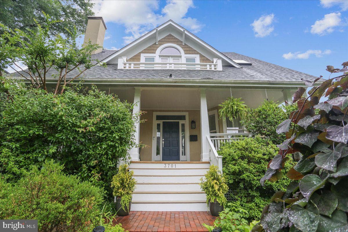 3701 Shepherd Street, Chevy Chase