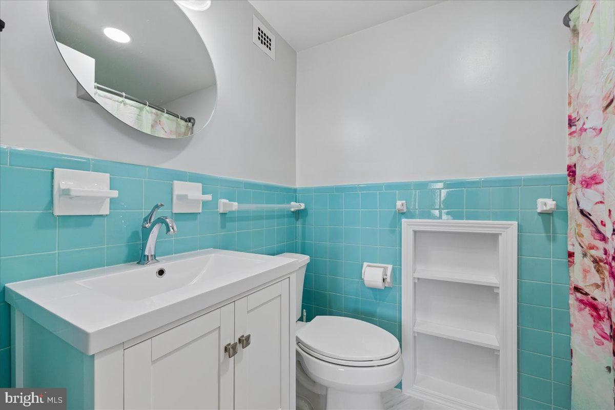 10201 Grosvenor Place #1009 photo 27
