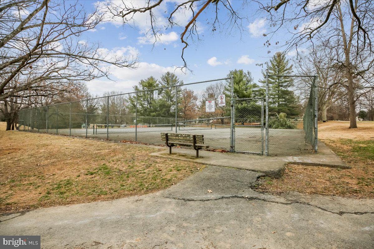 11 Teaneck Court photo 25