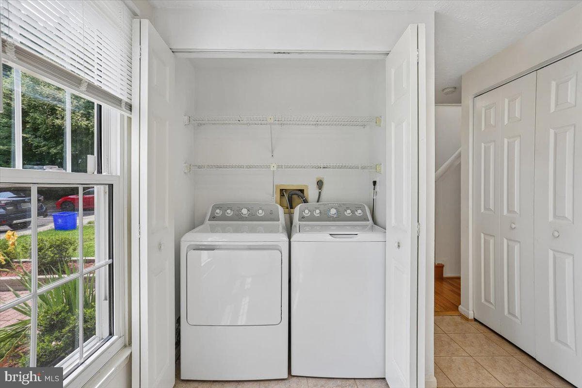 11 Teaneck Court photo 7