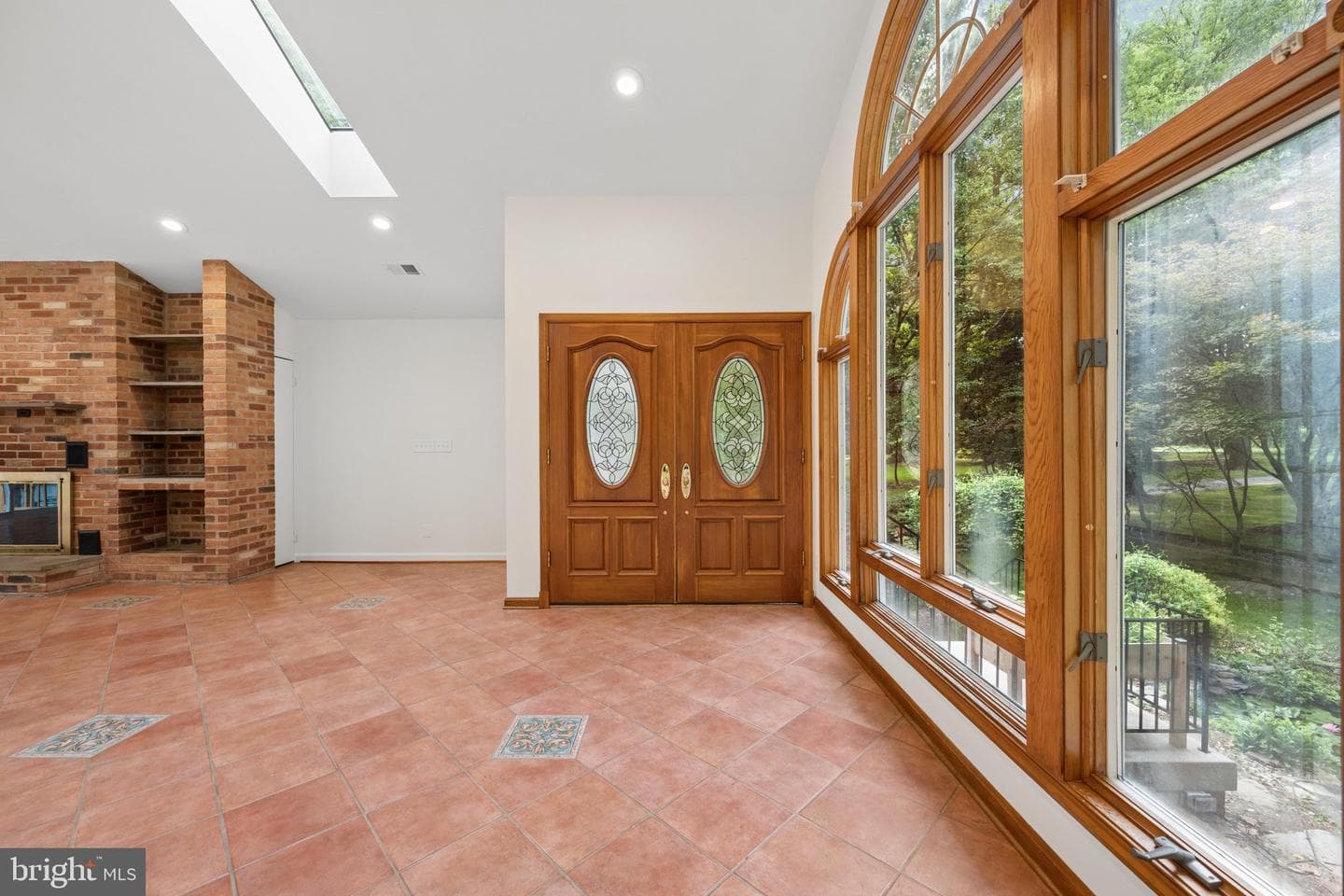 13715 Lewisdale Road photo 5