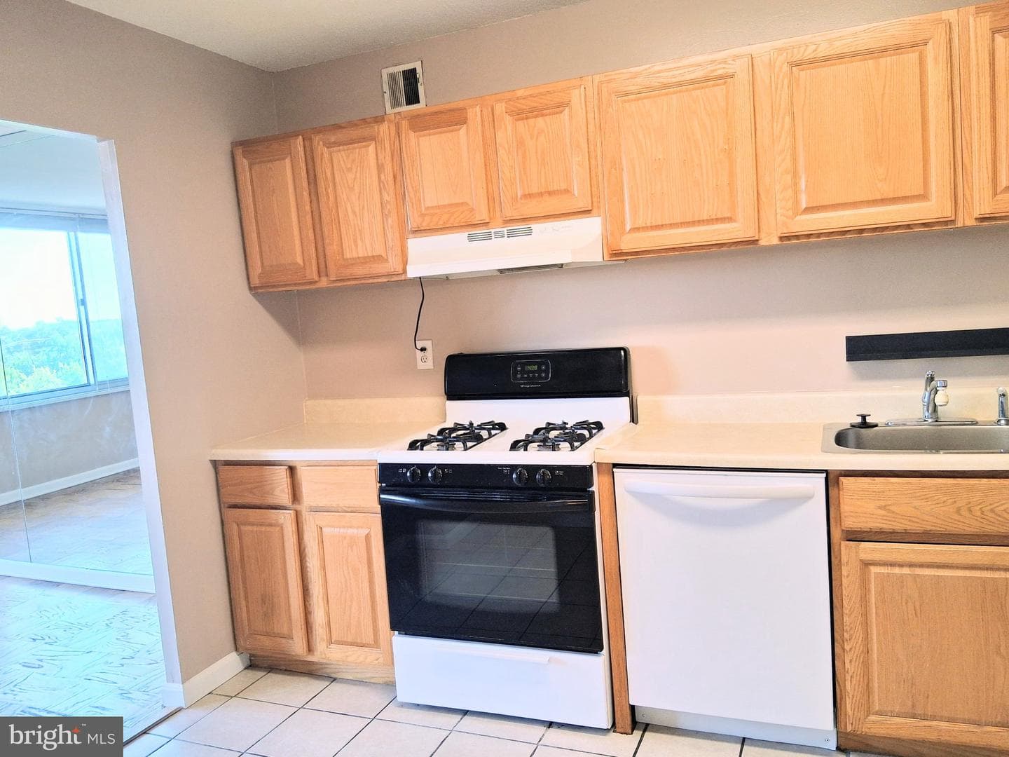 11801 Rockville Pike #802 photo 6