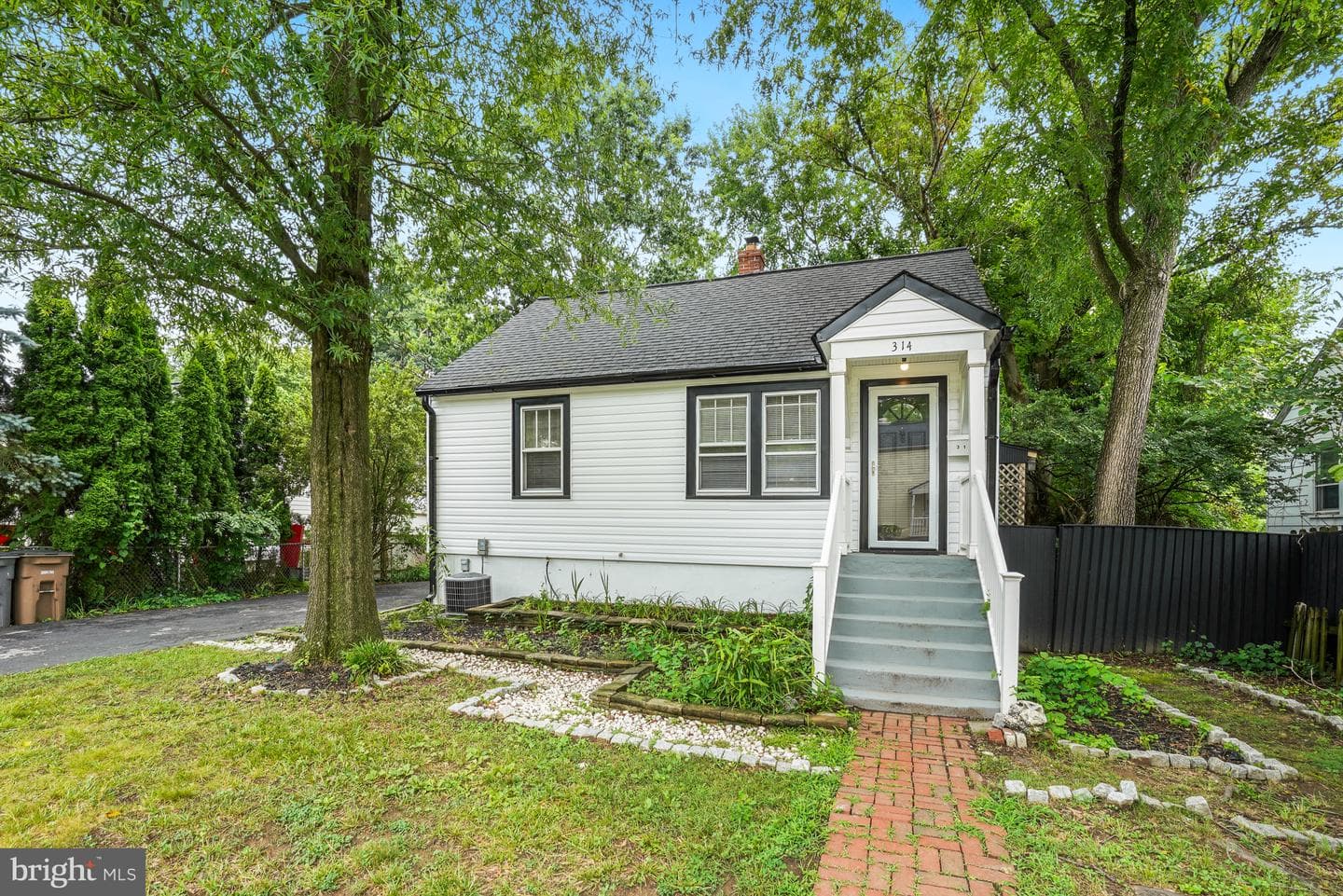 314 Grandin Avenue, Rockville