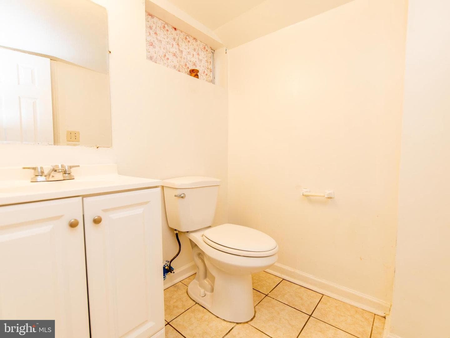 12124 Livingston Street photo 29