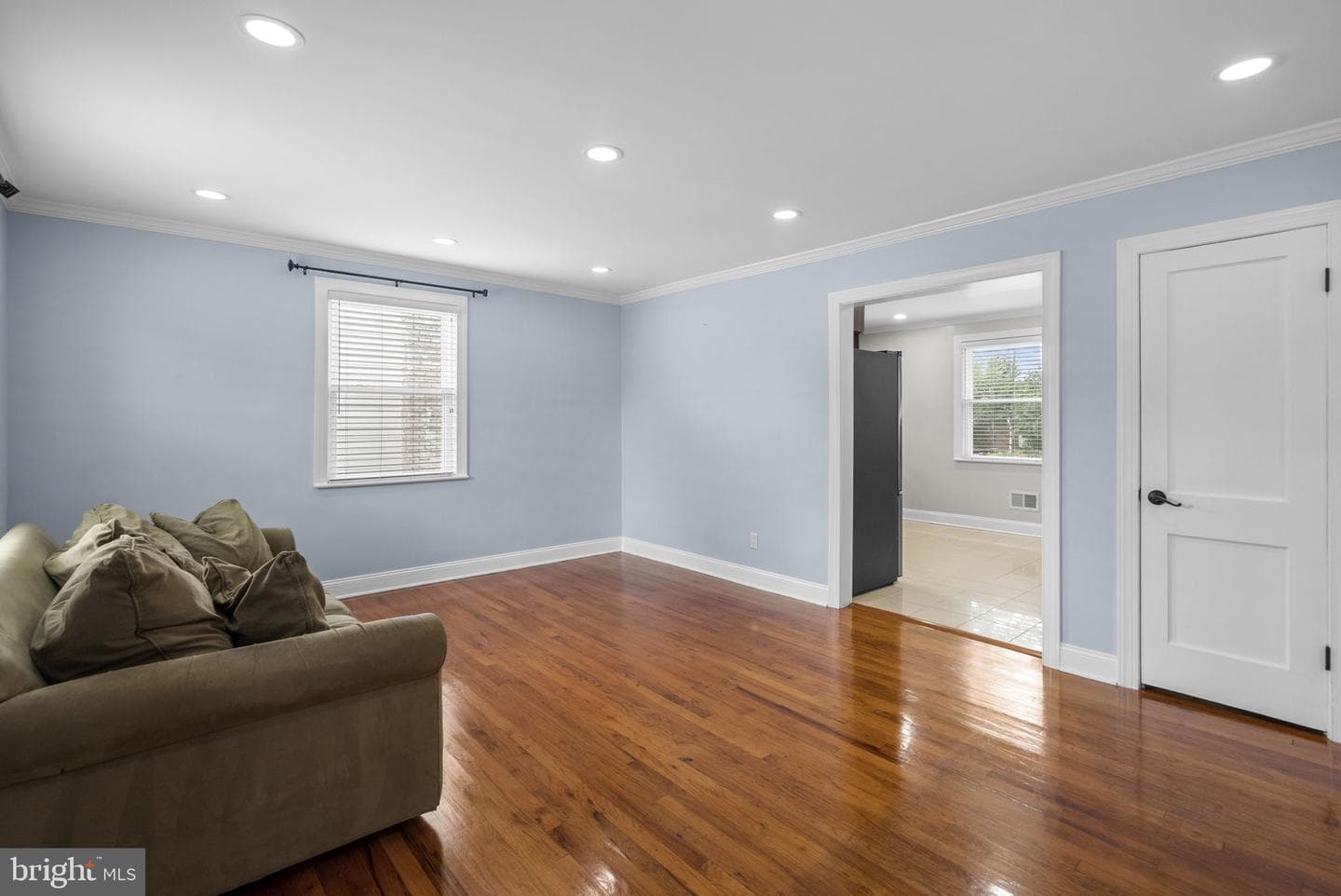 3013 Medway Street photo 10