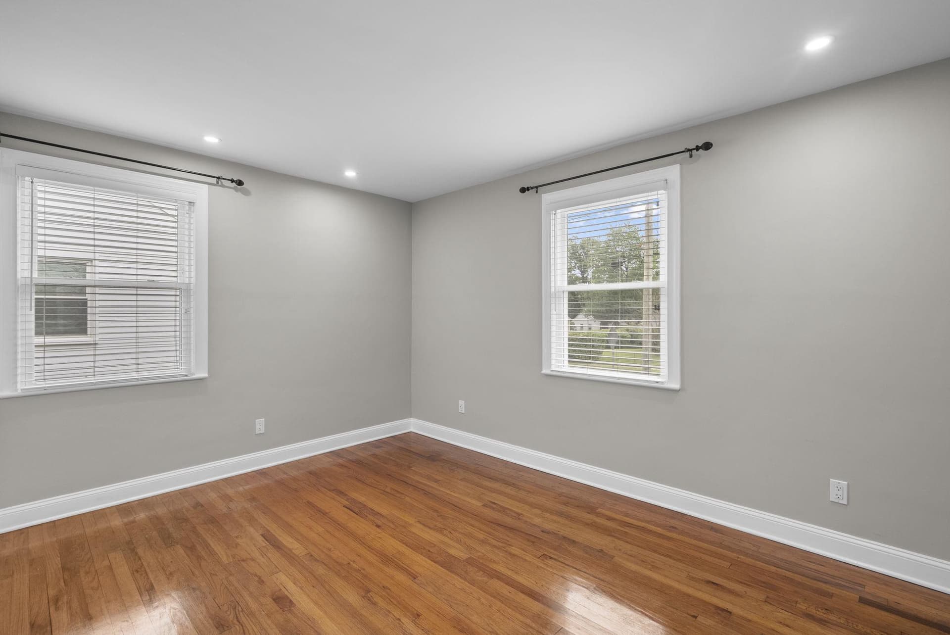 3013 Medway Street photo 18