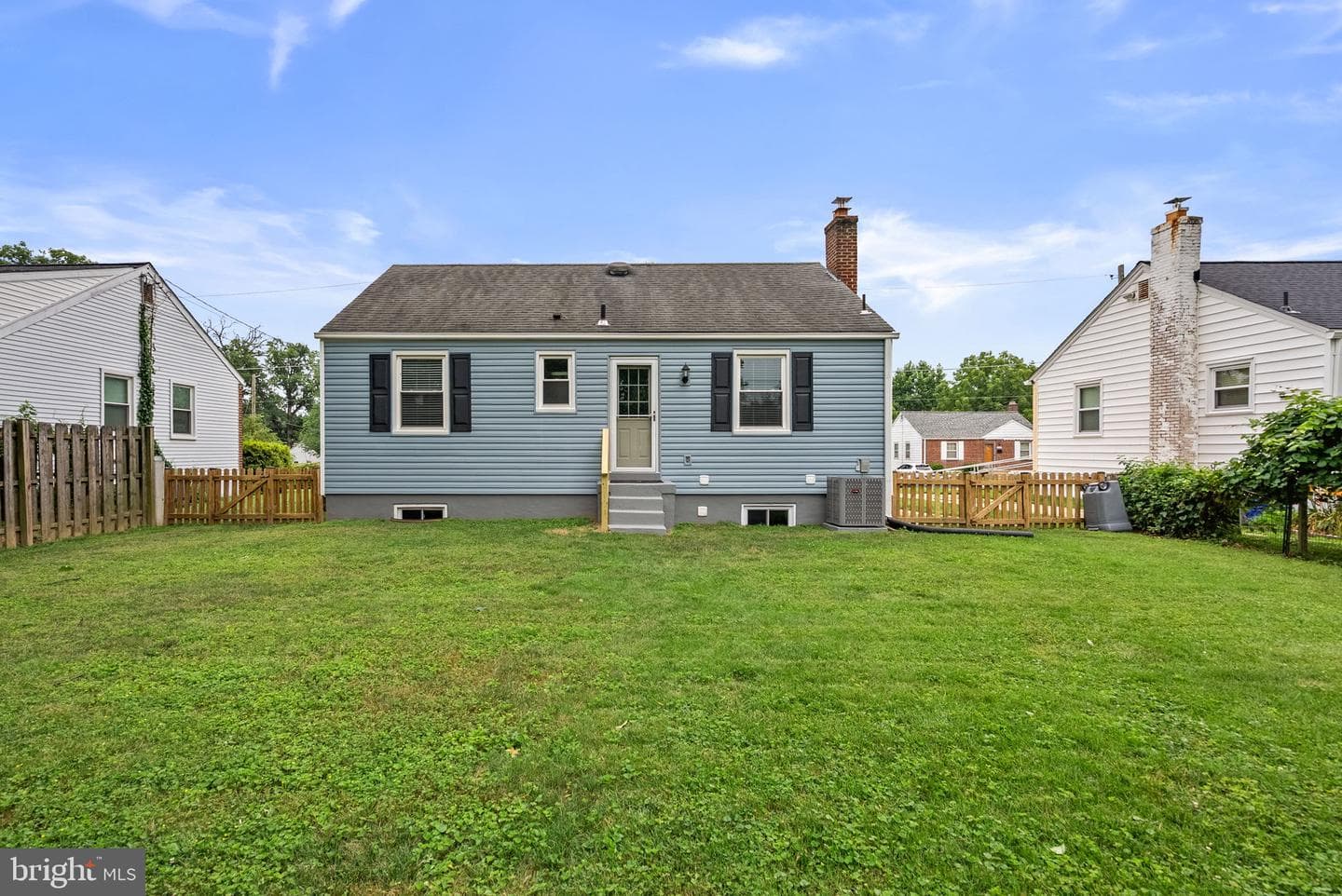 3013 Medway Street photo 28