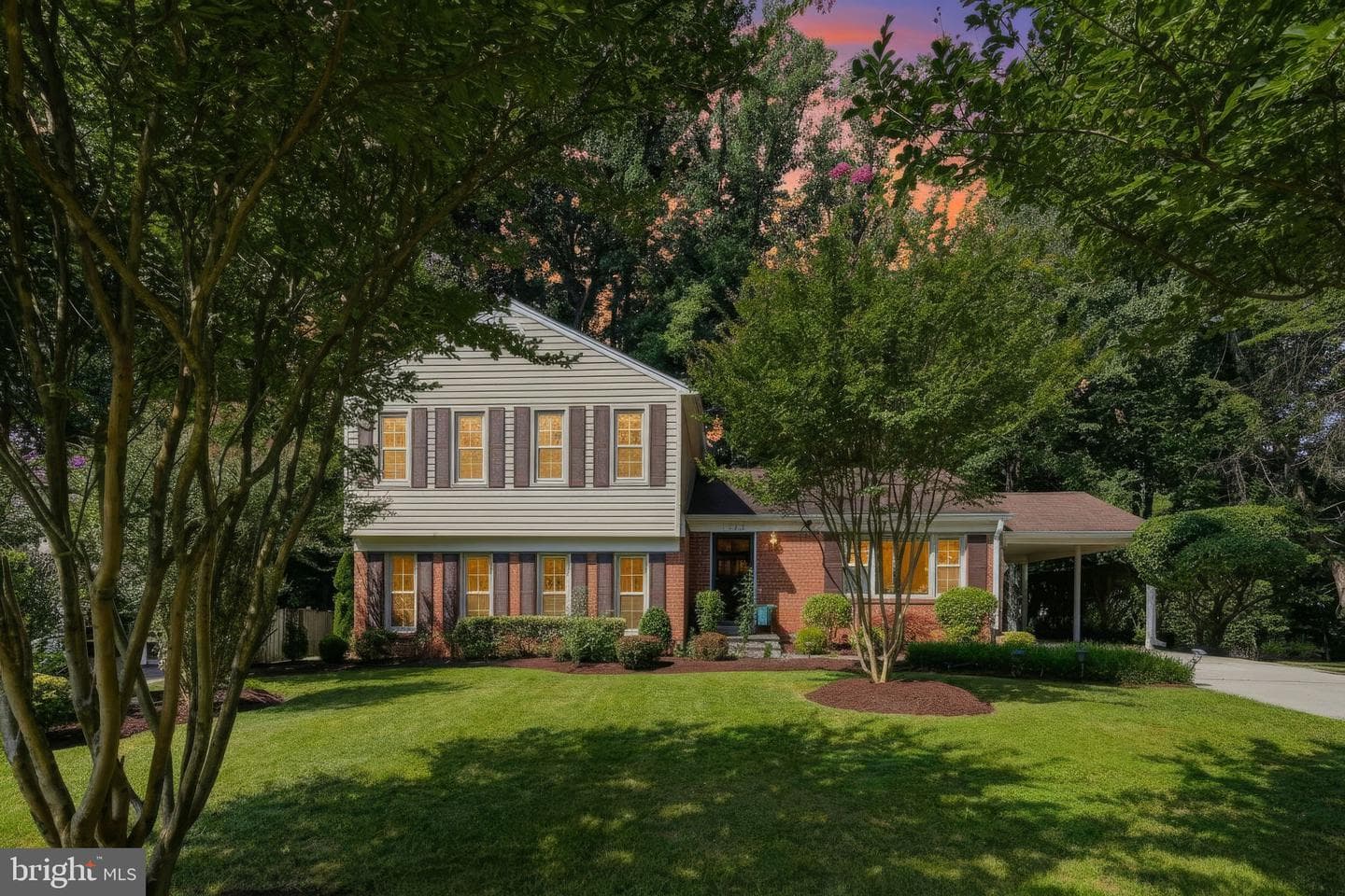 1548 Winding Waye Lane photo 3