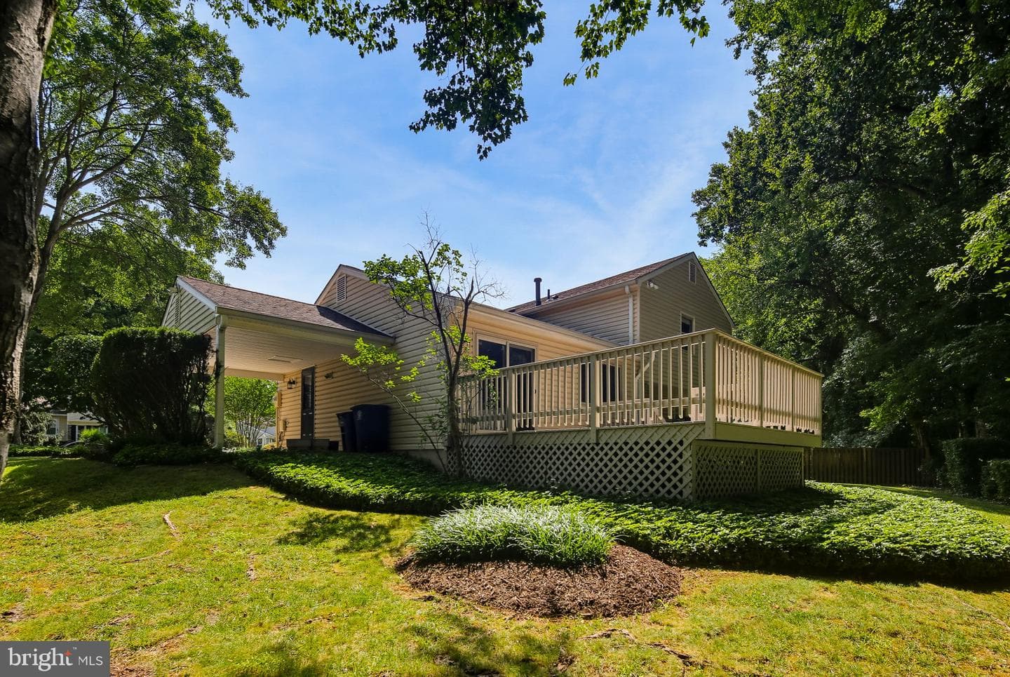 1548 Winding Waye Lane photo 4