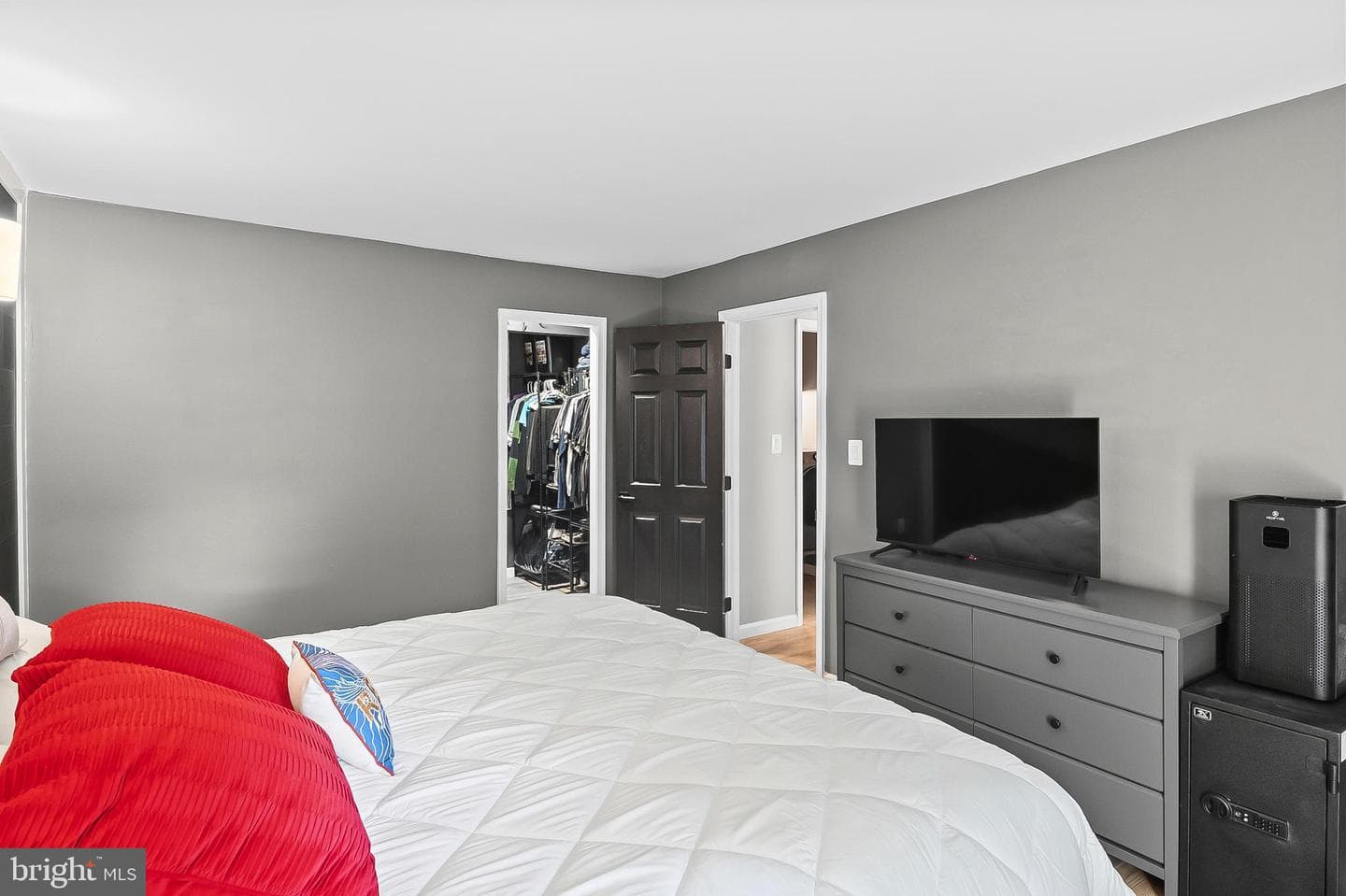 11911 Parklawn Drive #303 photo 18
