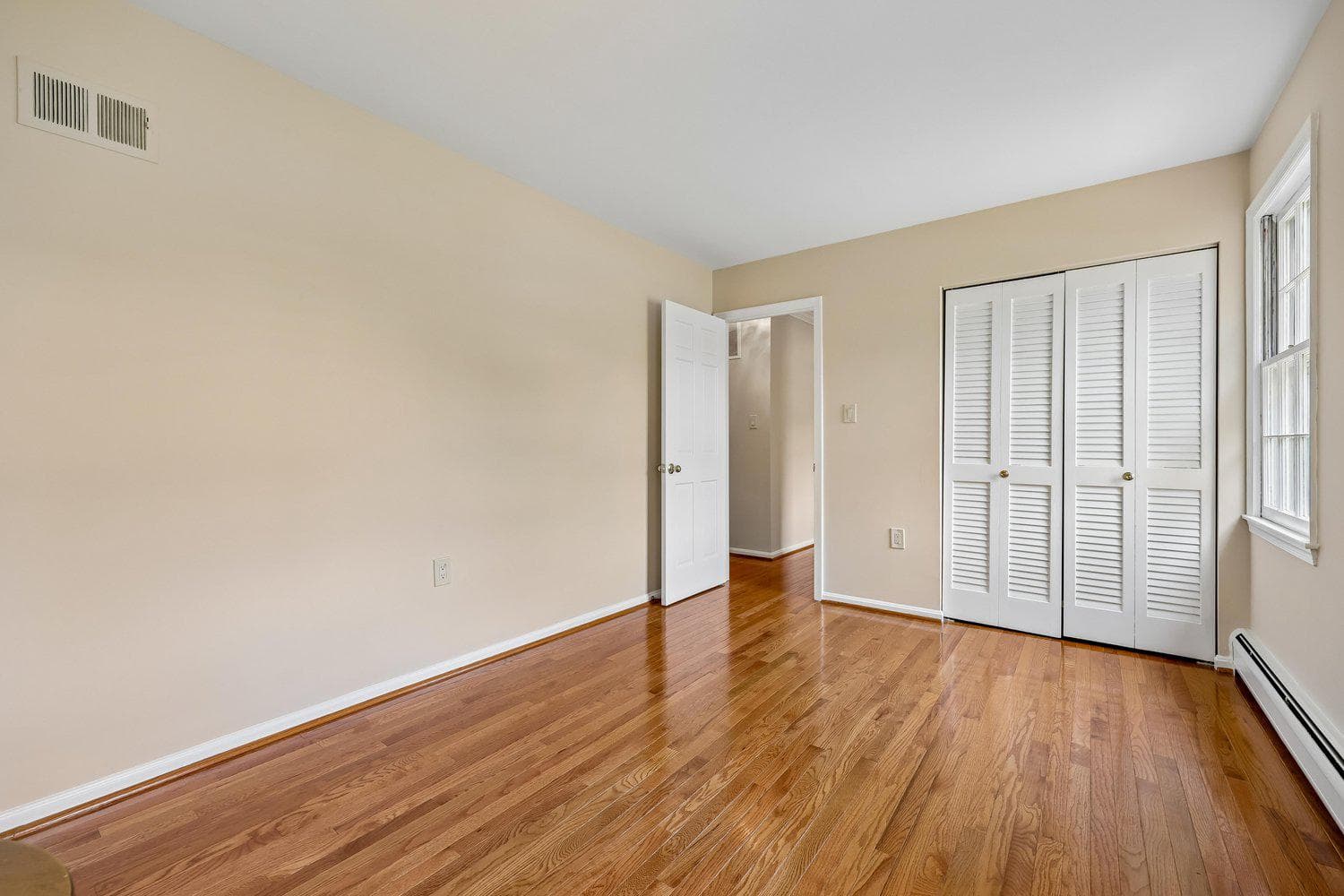 17016 George Washington Drive photo 57