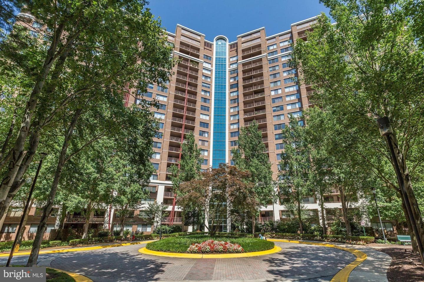 10101 Grosvenor Place #1818 photo 1