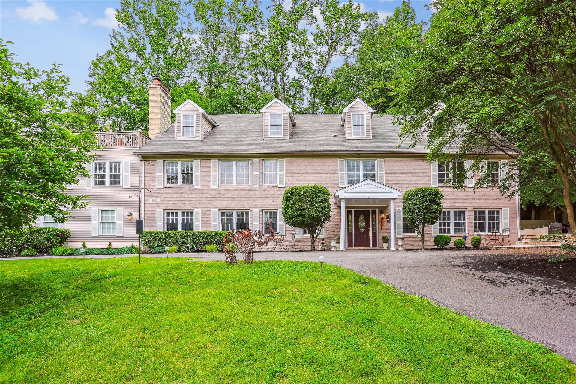 9201 Laurel Oak Drive, Bethesda