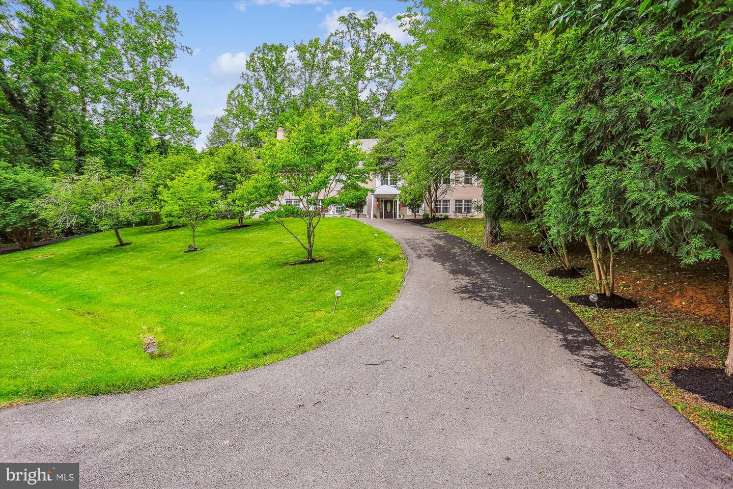 9201 Laurel Oak Drive, Bethesda
